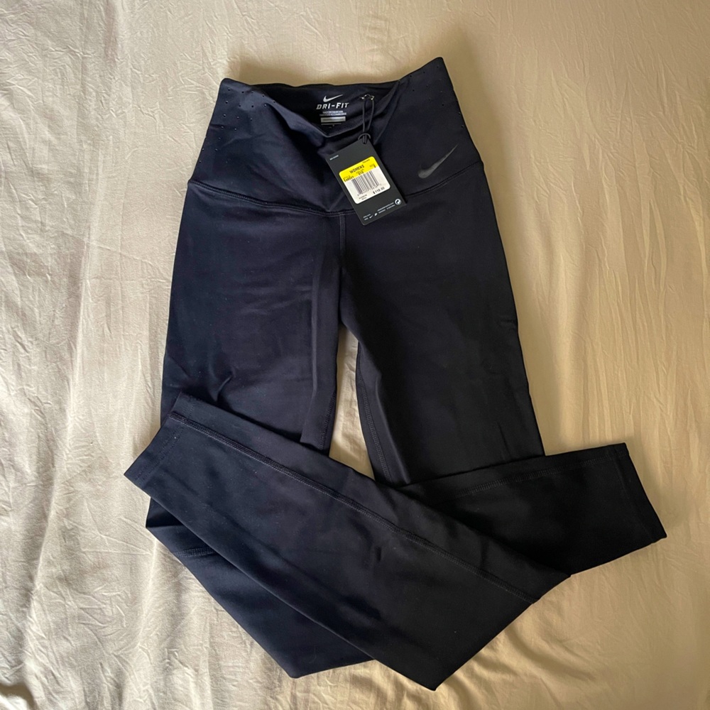 NWT Nike Dri-fit Leggings